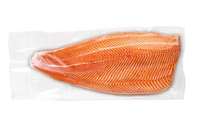 CRYOVAC® LID830 salmon